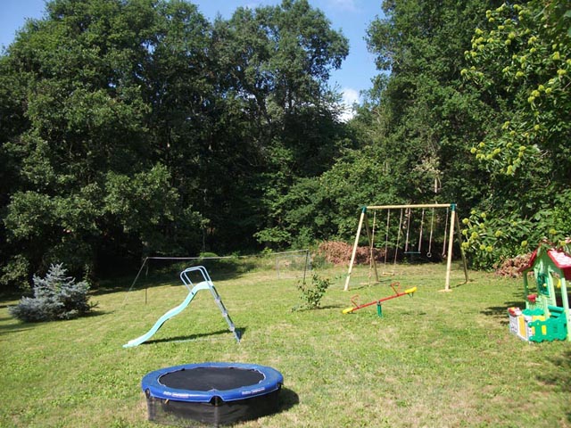 Au Bois d’Escoumos Location Yourte Haute-Garonne