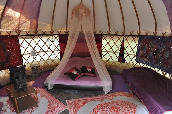 Camping Mille étoiles Location Yourte Ardèche