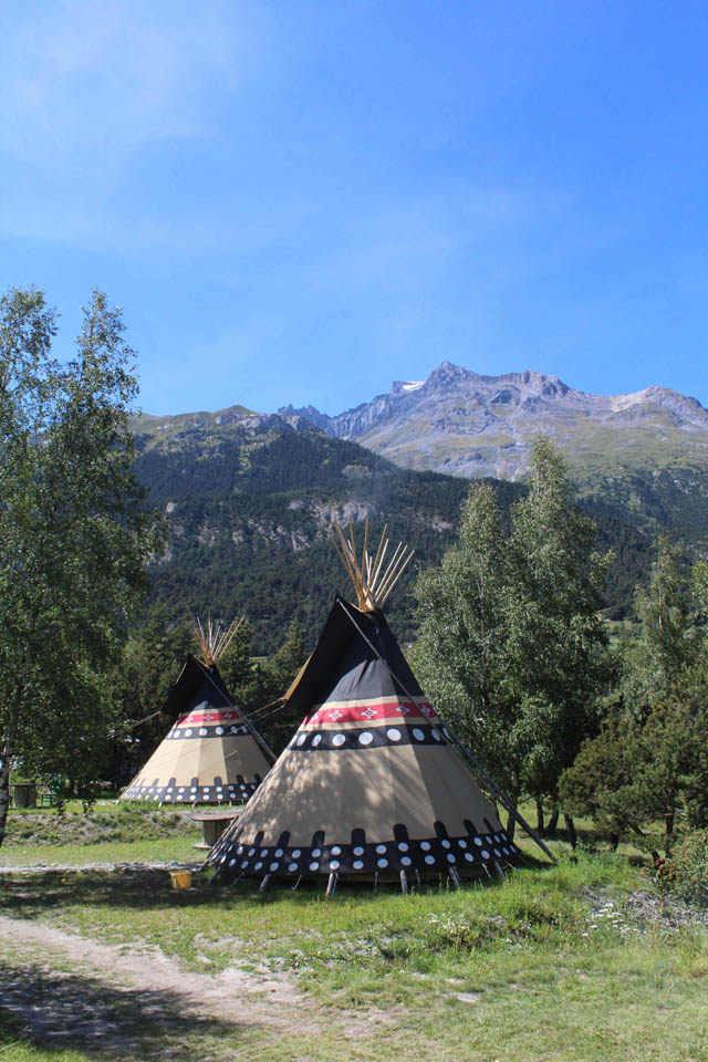 Yourte et Tipi de montagne Location Yourte Savoie