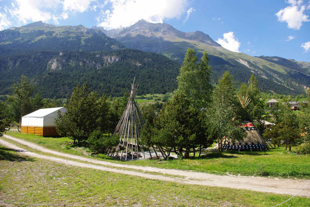 Yourte et Tipi de montagne Location Yourte Savoie